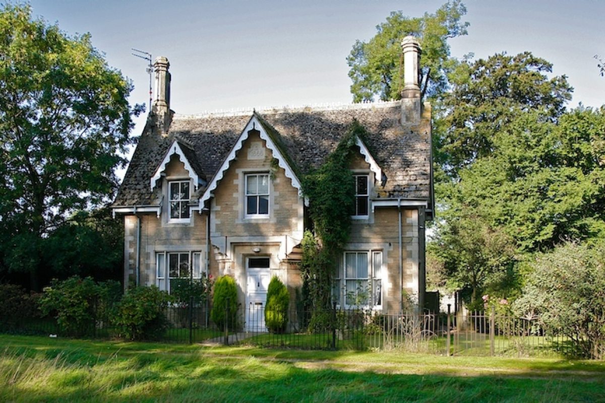 burghley-house-the-estate