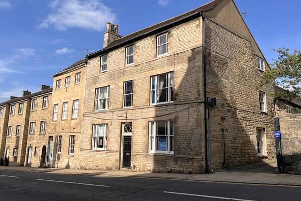 Commercial Unit - 19 High Street, St Martins, Stamford, PE9 2LF