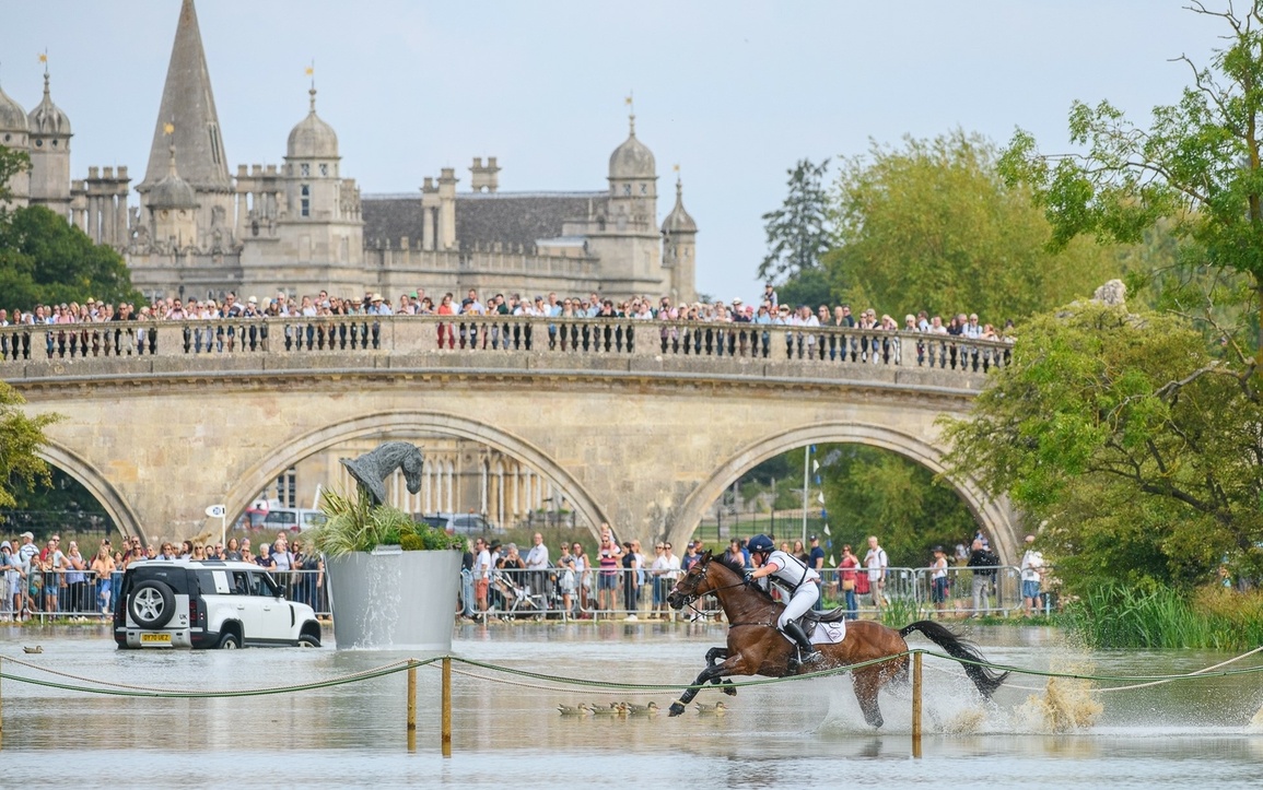 Burghley House Defender Burghley Horse Trials burghley-house-defender-burghley-horse-trials